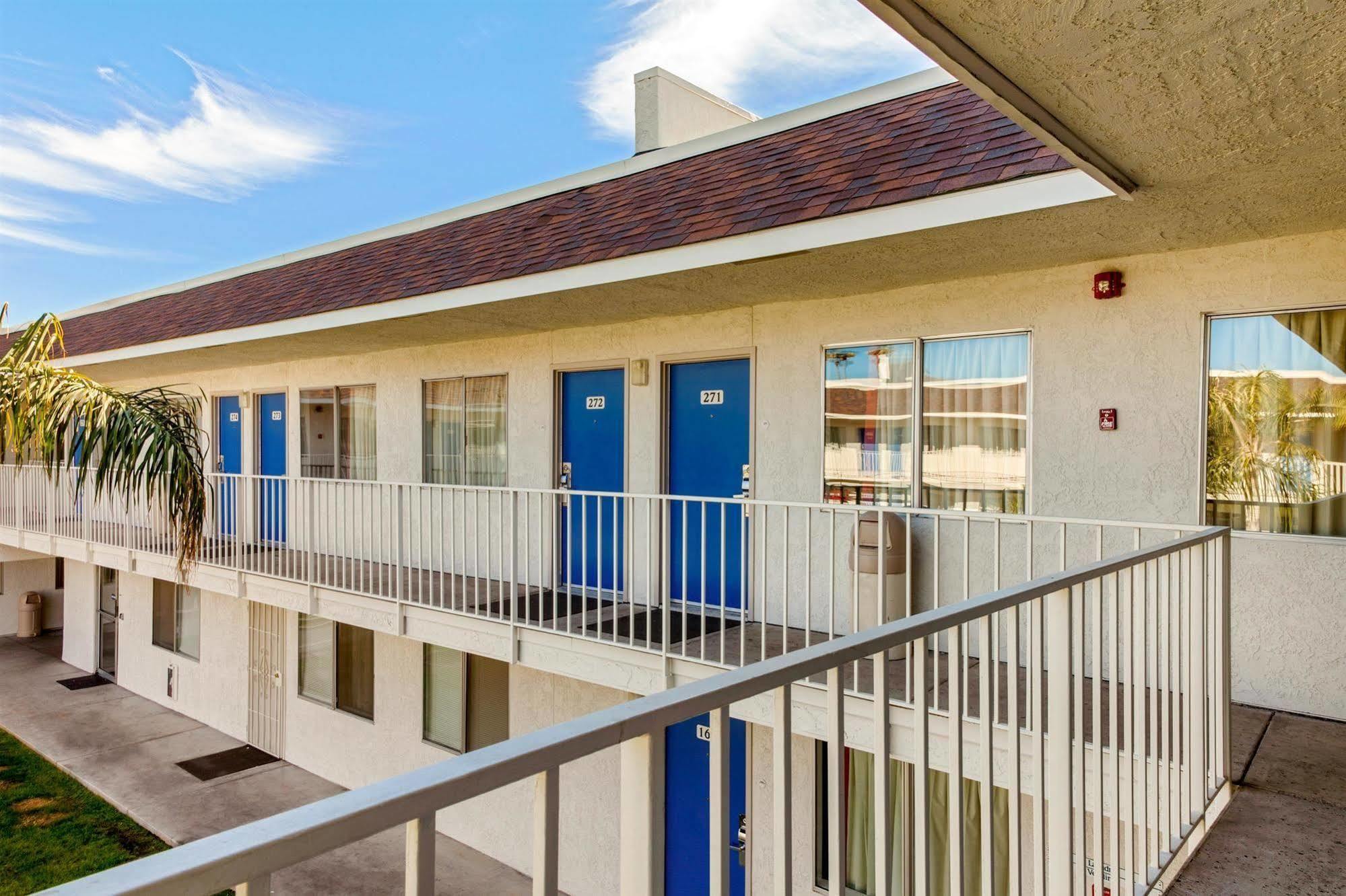 Motel 6-Phoenix, Az - North Bell Road Exterior photo